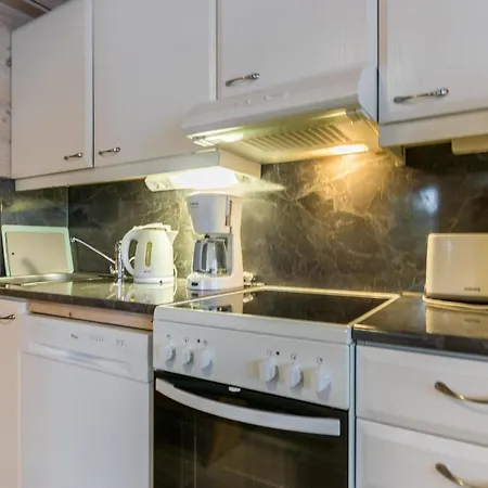 Semesterbostad Ilona By Interhome Sipsio